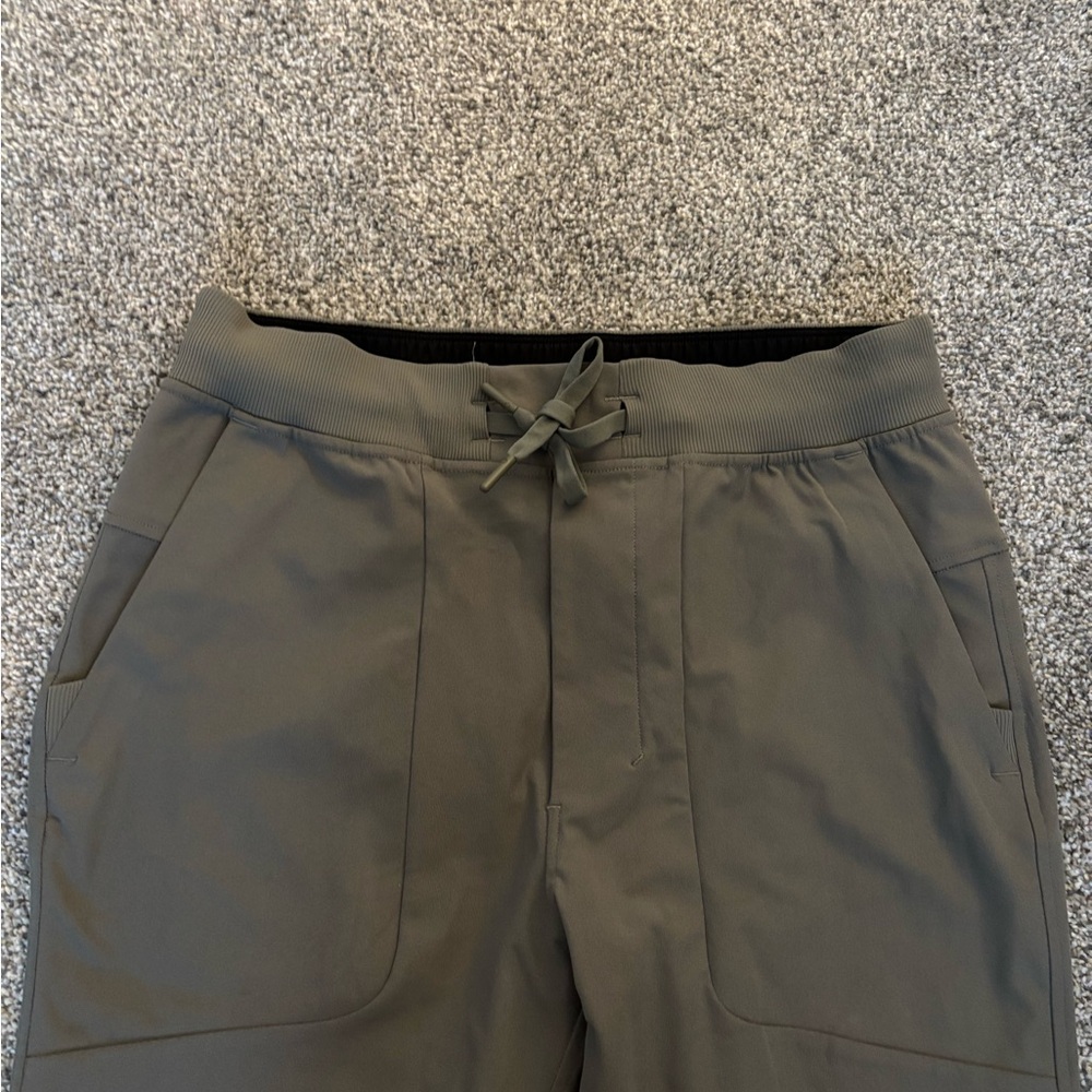 Men's Lululemon Joggers NEW - Picture 2 of 5